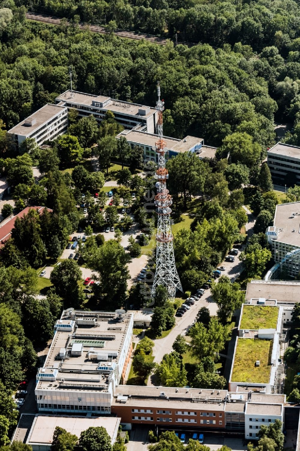 München aus der Vogelperspektive: Werksgelände des Institut für Rundfunktechnik in München im Bundesland Bayern, Deutschland