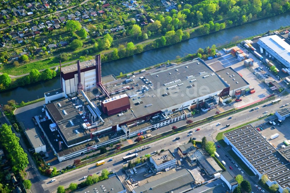 Berlin von oben - Werksgelände des Kaffeegroßhändlers Jacobs Douwe Egberts in Berlin, Deutschland