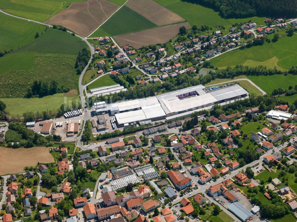 Luftaufnahme Röhrnbach - Werksgelände der Karl Bachl GmbH & Co. KG in Röhrnbach im Bundesland Bayern, Deutschland