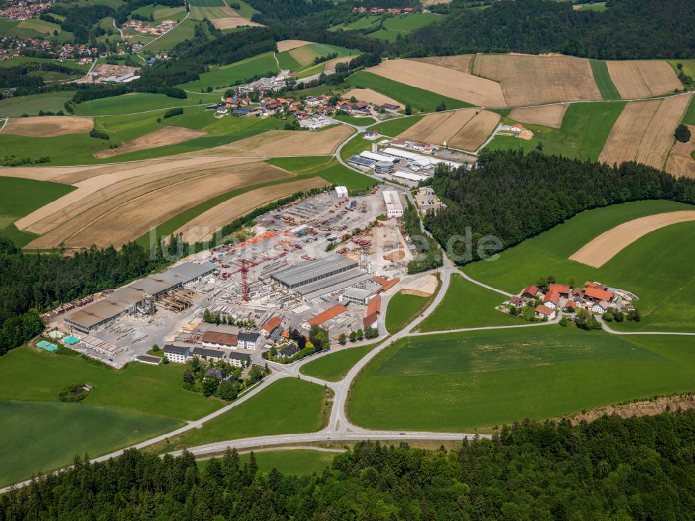 Luftaufnahme Röhrnbach - Werksgelände der Karl Bachl GmbH & Co. KG in Röhrnbach im Bundesland Bayern, Deutschland