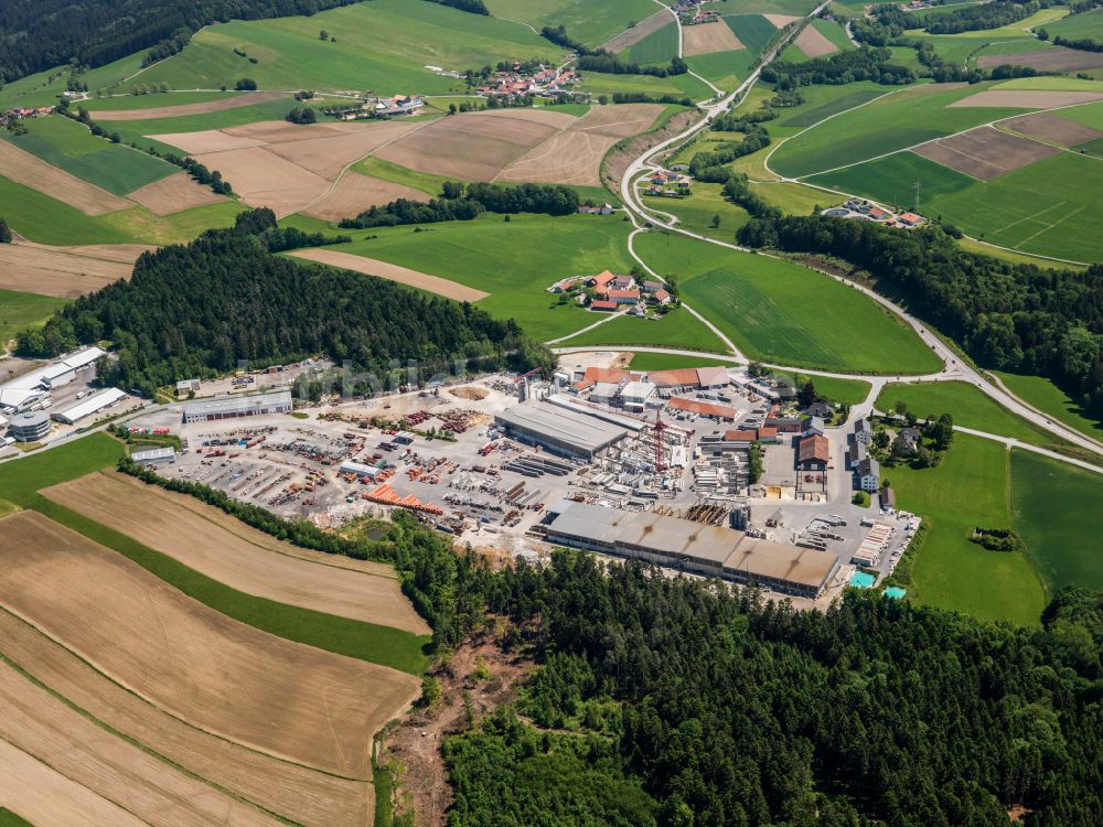 Röhrnbach aus der Vogelperspektive: Werksgelände der Karl Bachl GmbH & Co. KG in Röhrnbach im Bundesland Bayern, Deutschland