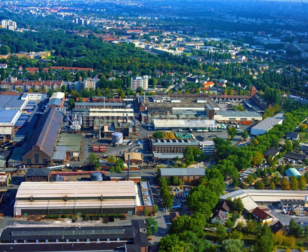 Berlin von oben - Werksgelände der KME Brass Germany GmbH im Ortsteil Reinickendorf in Berlin, Deutschland