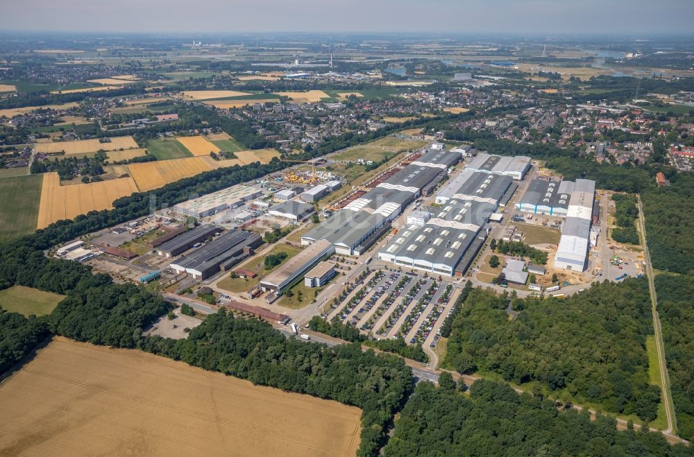 Luftaufnahme Voerde (Niederrhein) - Werksgelände der Knauf Interfer SE Am Industriepark im Ortsteil Friedrichsfeld in Voerde (Niederrhein) im Bundesland Nordrhein-Westfalen