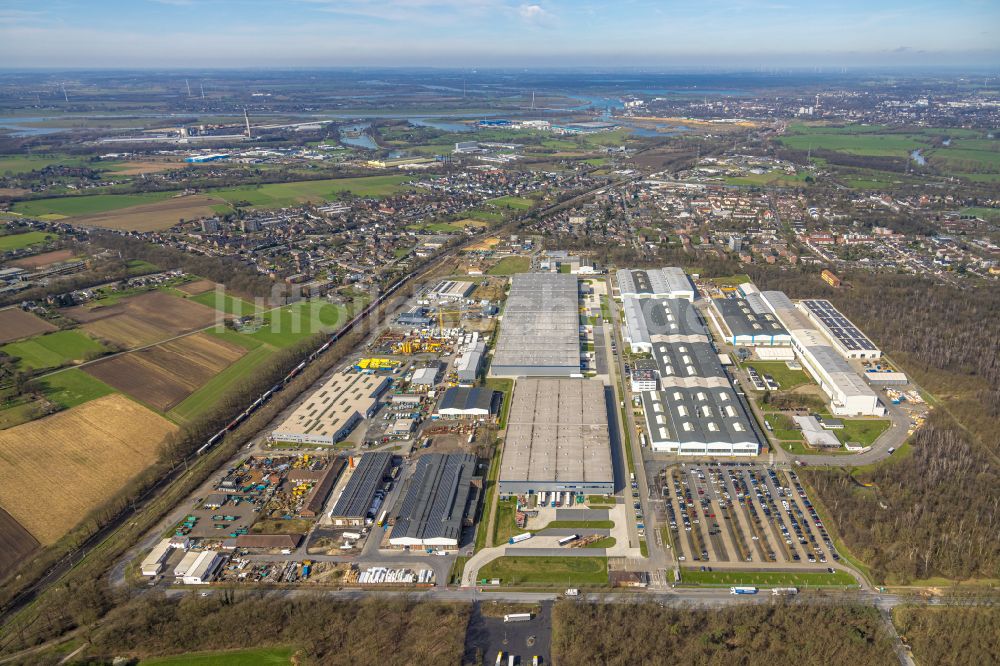 Luftaufnahme Voerde (Niederrhein) - Werksgelände der Knauf Interfer SE Am Industriepark im Ortsteil Friedrichsfeld in Voerde (Niederrhein) im Bundesland Nordrhein-Westfalen