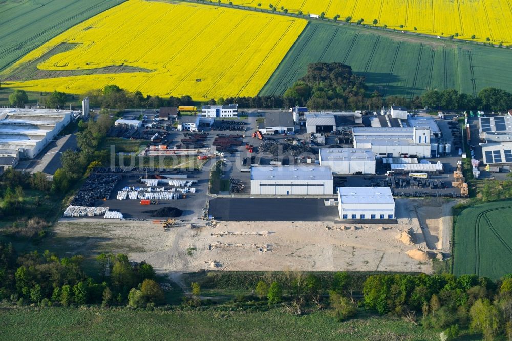 Luftbild Salzwedel - Werksgelände der KRAIBURG Relastec GmbH & Co. KG in Salzwedel im Bundesland Sachsen-Anhalt, Deutschland