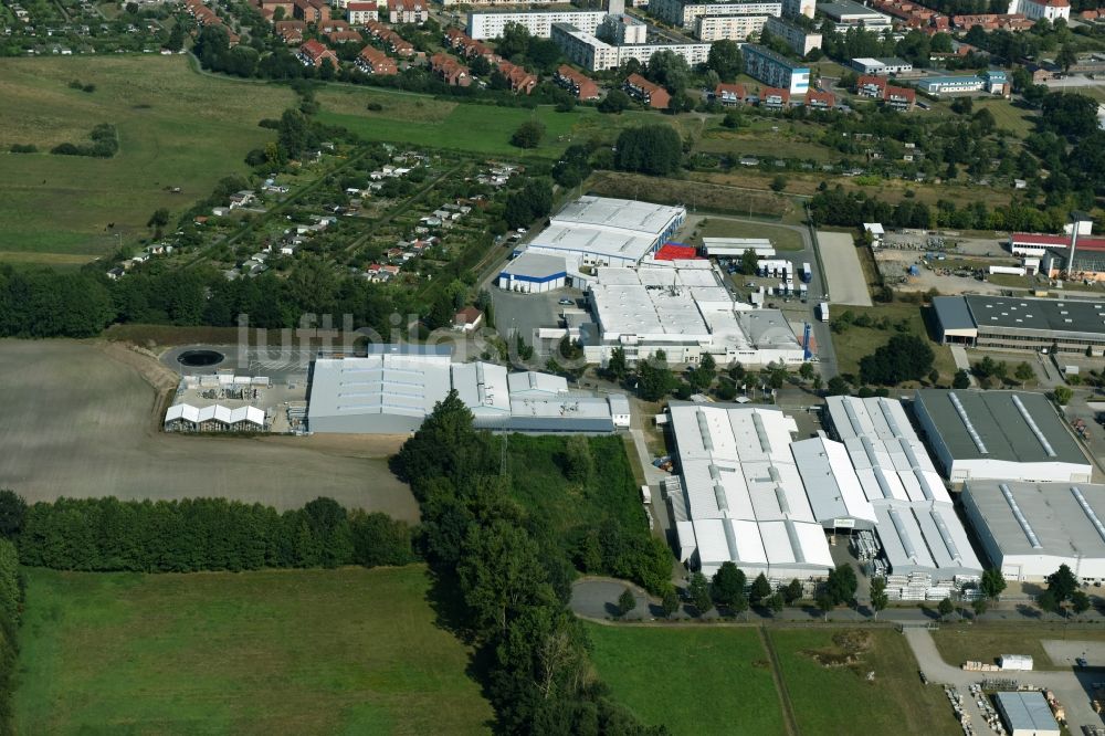 Luftbild Ludwigslust - Werksgelände der Lewens Sonnenschutz-Systeme GmbH & Co. KG in Ludwigslust im Bundesland Mecklenburg-Vorpommern