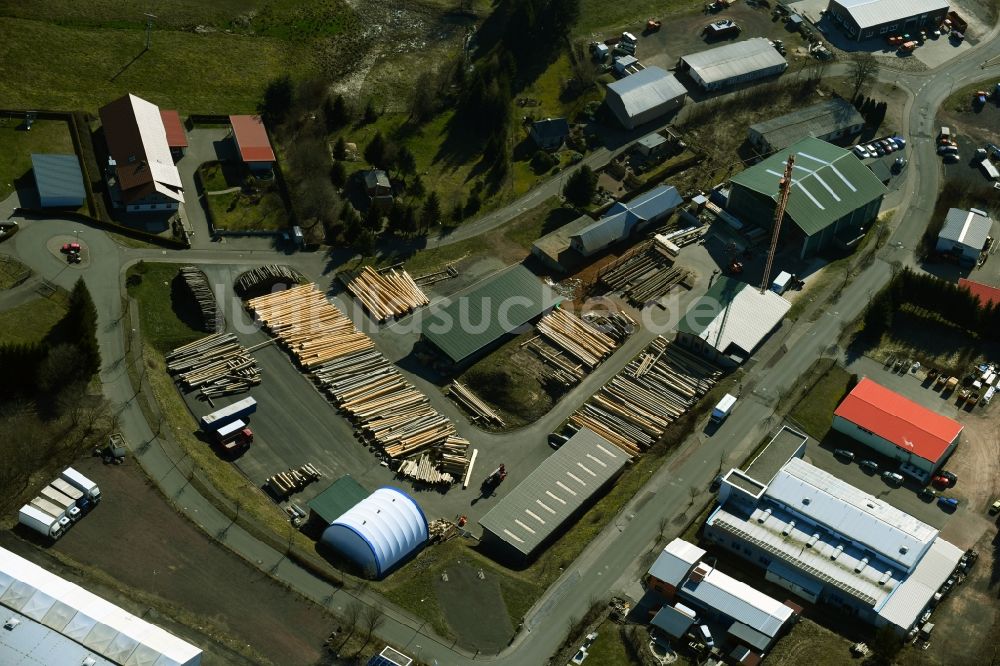 Luftbild Kurort Brotterode - Werksgelände der Löffler-Naturstammhaus GmbH & Co. KG an der Willi-Betz-Straße im Ortsteil Brotterode in Kurort Brotterode im Bundesland Thüringen, Deutschland