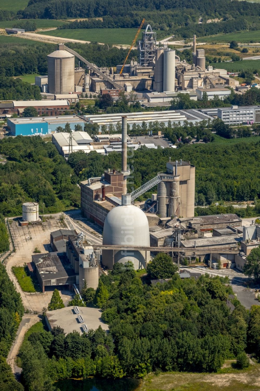 Luftaufnahme Beckum - Werksgelände der PHOENIX Zementwerke Krogbeumker Holding GmbH & Co. KG in Beckum im Bundesland Nordrhein-Westfalen, Deutschland