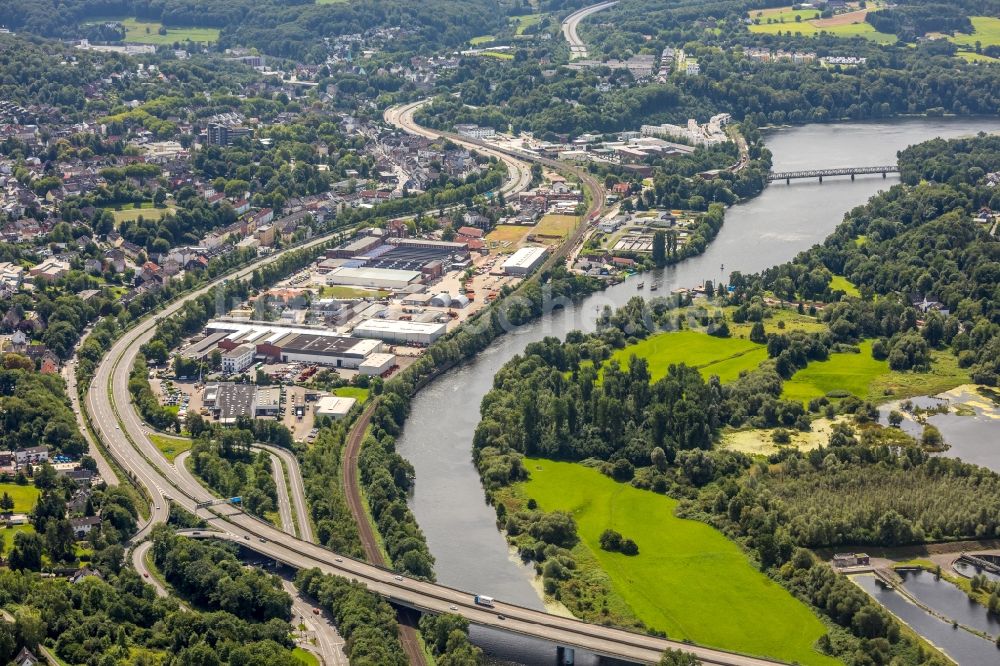 Essen aus der Vogelperspektive: Werksgelände der Röhrenwerk Kupferdreh Carl Hamm GmbH in Essen im Bundesland Nordrhein-Westfalen - NRW, Deutschland