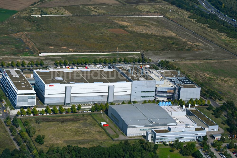 Luftbild Dresden - Werksgelände der Robert Bosch Semiconductor Manufacturing Dresden GmbH im Ortsteil Hellerau in Dresden im Bundesland Sachsen, Deutschland