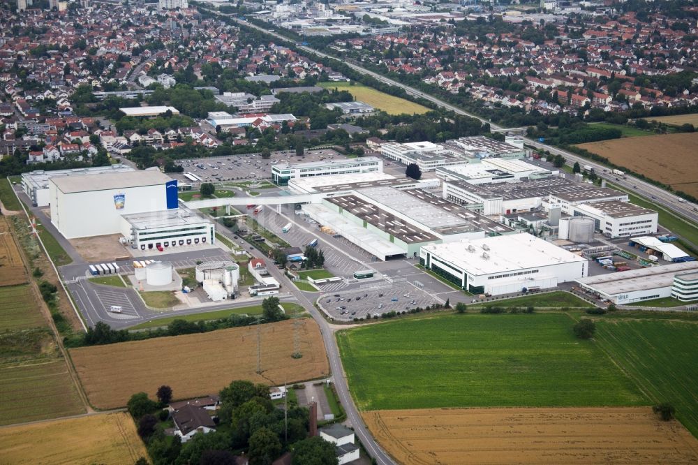 Luftaufnahme Eppelheim - Werksgelände der Rudolf Wild GmbH & Co. KG (Capri-Sonne) in Eppelheim im Bundesland Baden-Württemberg