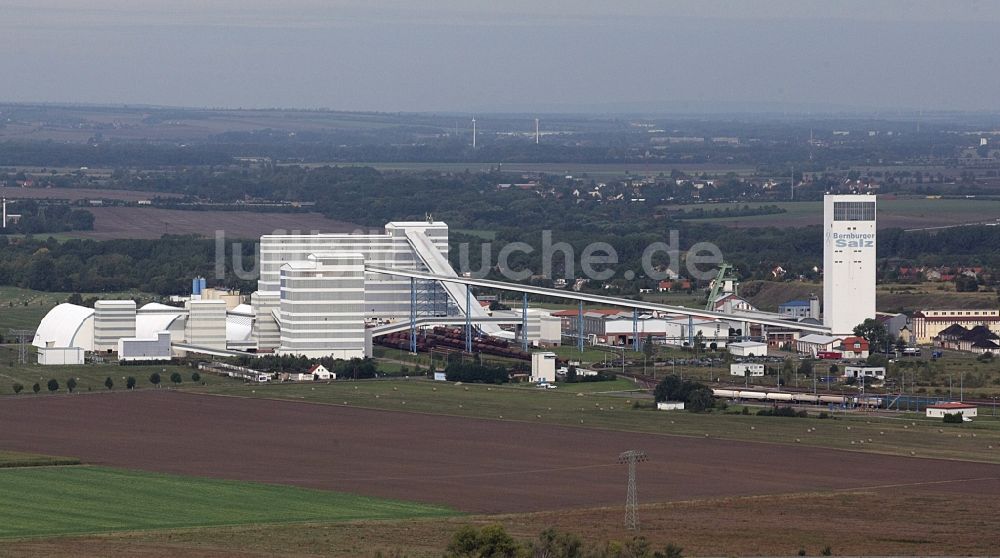 Luftbild Bernburg (Saale) - Werksgelände der Salzwerk Bernburg Esco in Bernburg (Saale) im Bundesland Sachsen-Anhalt, Deutschland