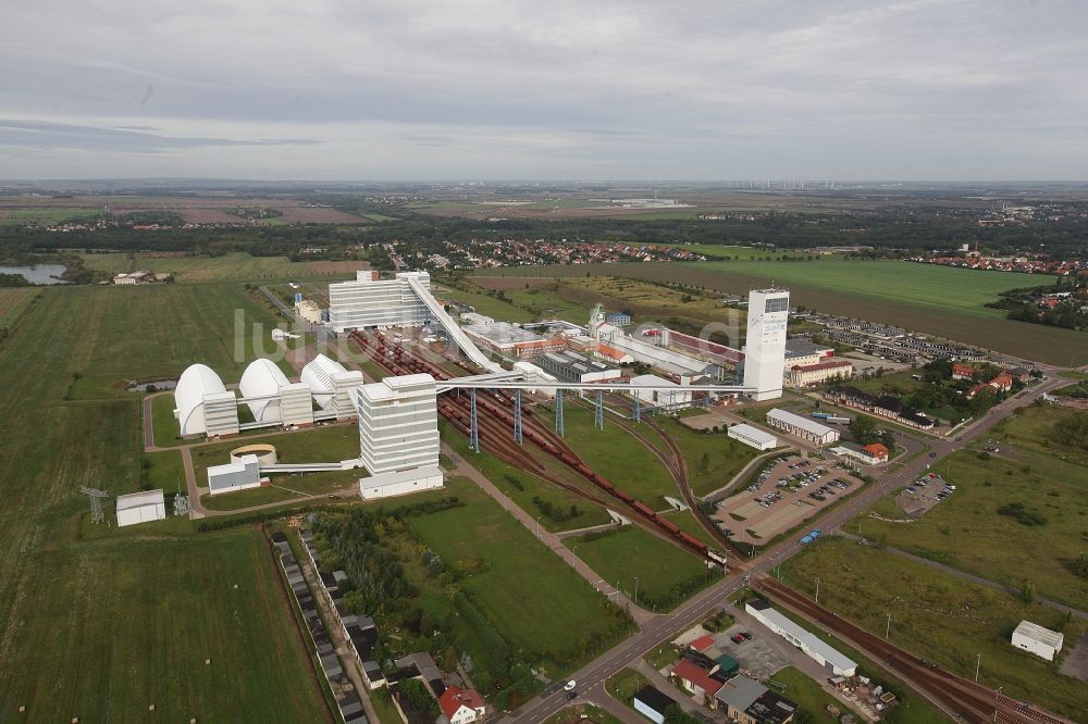 Luftbild Bernburg (Saale) - Werksgelände der Salzwerk Bernburg Esco in Bernburg (Saale) im Bundesland Sachsen-Anhalt, Deutschland