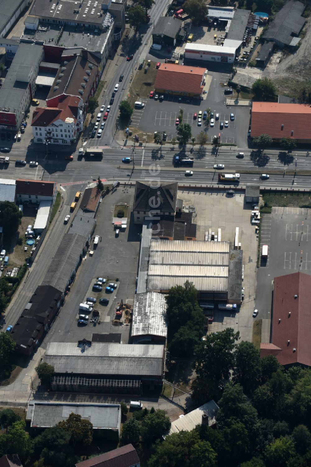 Berlin aus der Vogelperspektive: Werksgelände der Schilkin GmbH & Co. KG in Alt-Kaulsdorf in Berlin