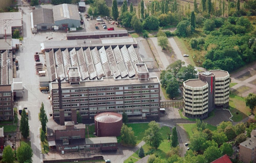 Luftaufnahme Berlin - Werksgelände der Schindler Deutschland AG & Co. KG am Schindler-Platz im Ortsteil Mariendorf in Berlin