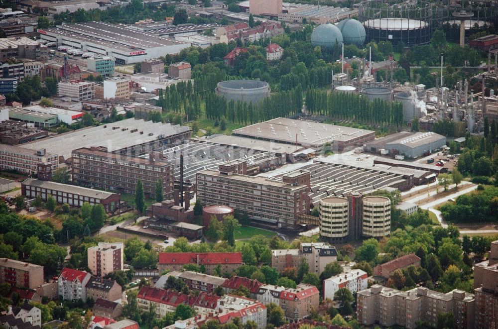 Berlin von oben - Werksgelände der Schindler Deutschland AG & Co. KG am Schindler-Platz im Ortsteil Mariendorf in Berlin