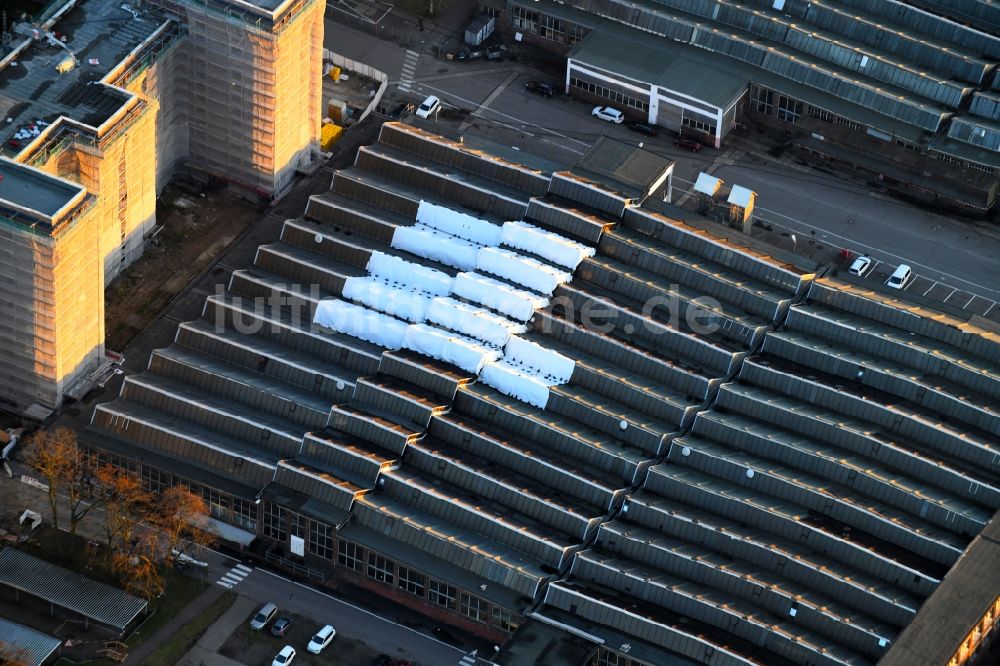 Luftbild Berlin - Werksgelände der Schindler Deutschland AG & Co. KG am Schindler-Platz im Ortsteil Mariendorf in Berlin, Deutschland