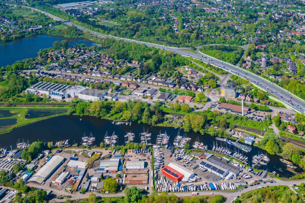 Luftaufnahme Bad Schwartau - Werksgelände Schwartauer Werke in Bad Schwartau im Bundesland Schleswig-Holstein, Deutschland