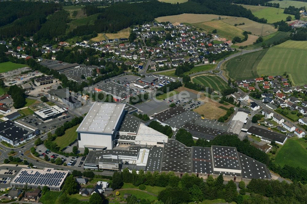 Sundern (Sauerland) von oben - Werksgelände der SEVERIN Elektrogeräte GmbH in Sundern (Sauerland) im Bundesland Nordrhein-Westfalen, Deutschland