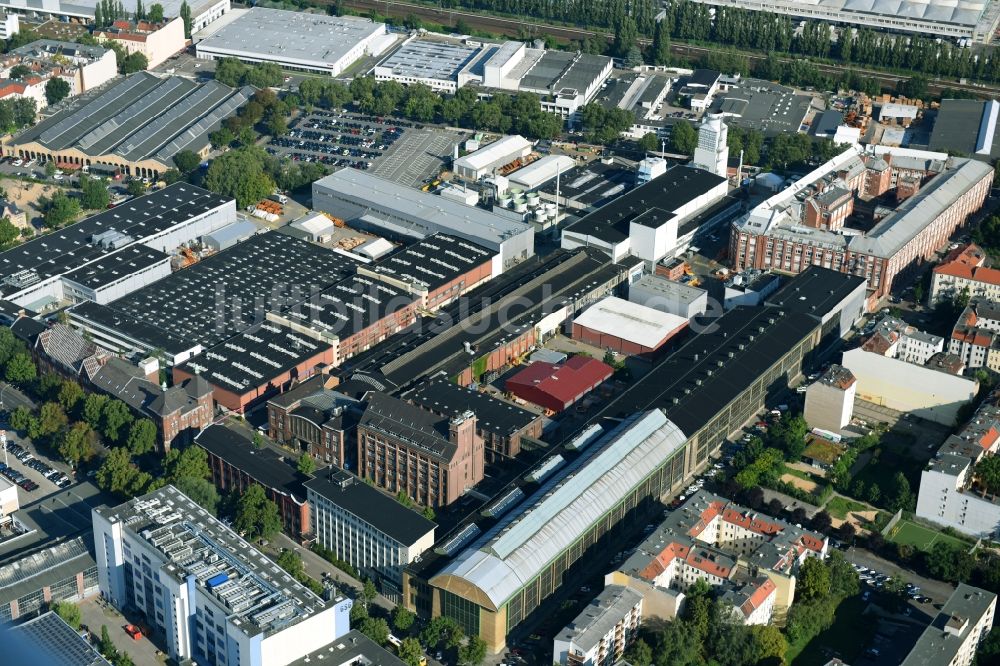 Berlin von oben - Werksgelände der Siemens AG Sector Energy an der Huttenstraße im Ortsteil Mitte in Berlin, Deutschland