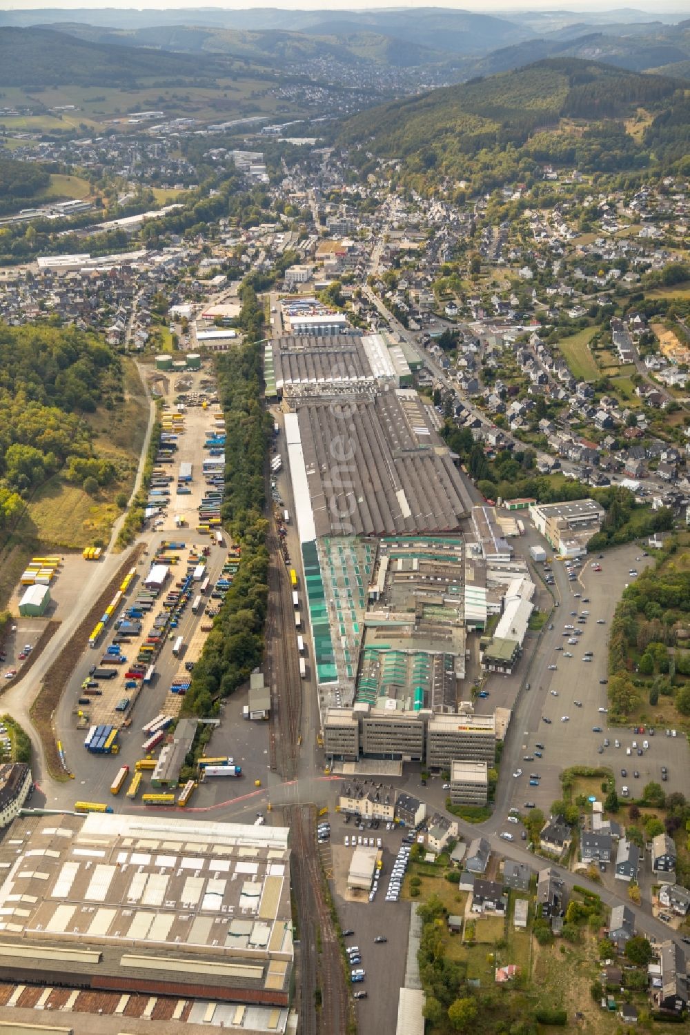 Luftaufnahme Salchendorf - Werksgelände der SSI SCHÄFER FRITZ SCHÄFER GMBH in Salchendorf im Bundesland Nordrhein-Westfalen, Deutschland