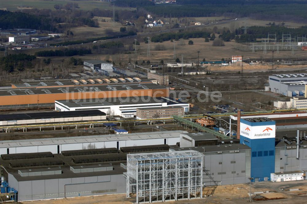 Eisenhüttenstadt von oben - Werksgelände Stahlwerk ArcelorMittal Eisenhüttenstadt