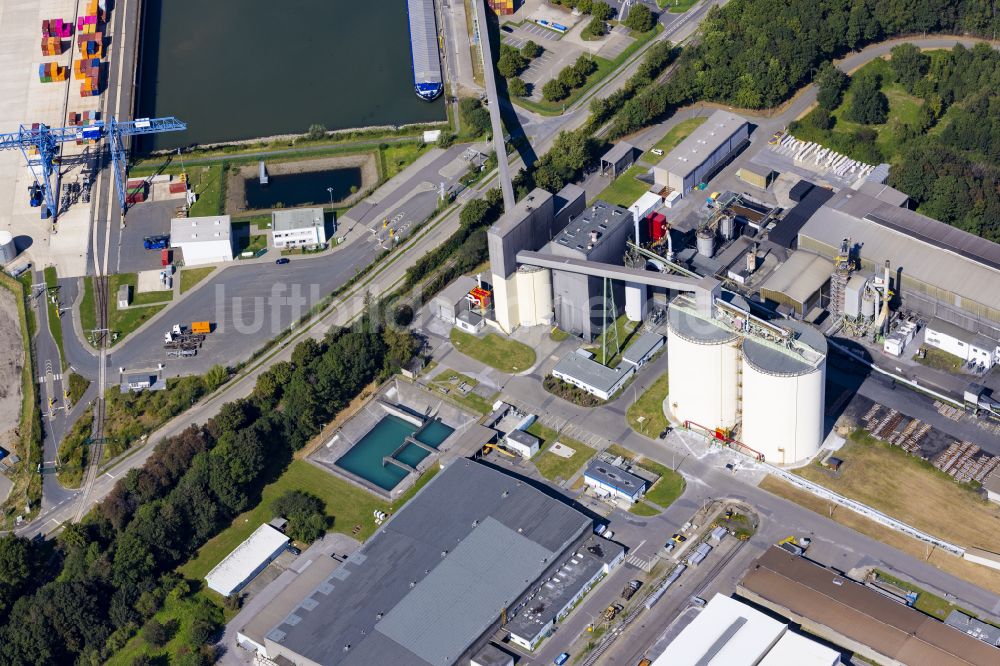 Voerde (Niederrhein) von oben - Werksgelände der TRIMET Aluminium SE in Voerde (Niederrhein) im Bundesland Nordrhein-Westfalen, Deutschland