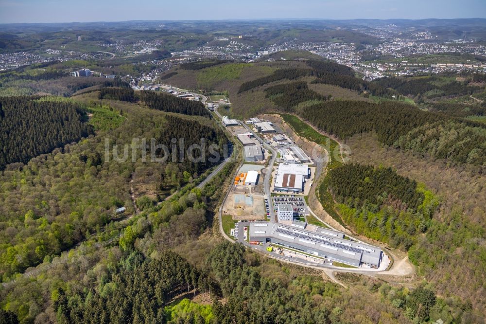 Siegen von oben - Werksgelände der Vanderlande Beewen GmbH & Co. KG Obere Leimbach in Siegen im Bundesland Nordrhein-Westfalen, Deutschland