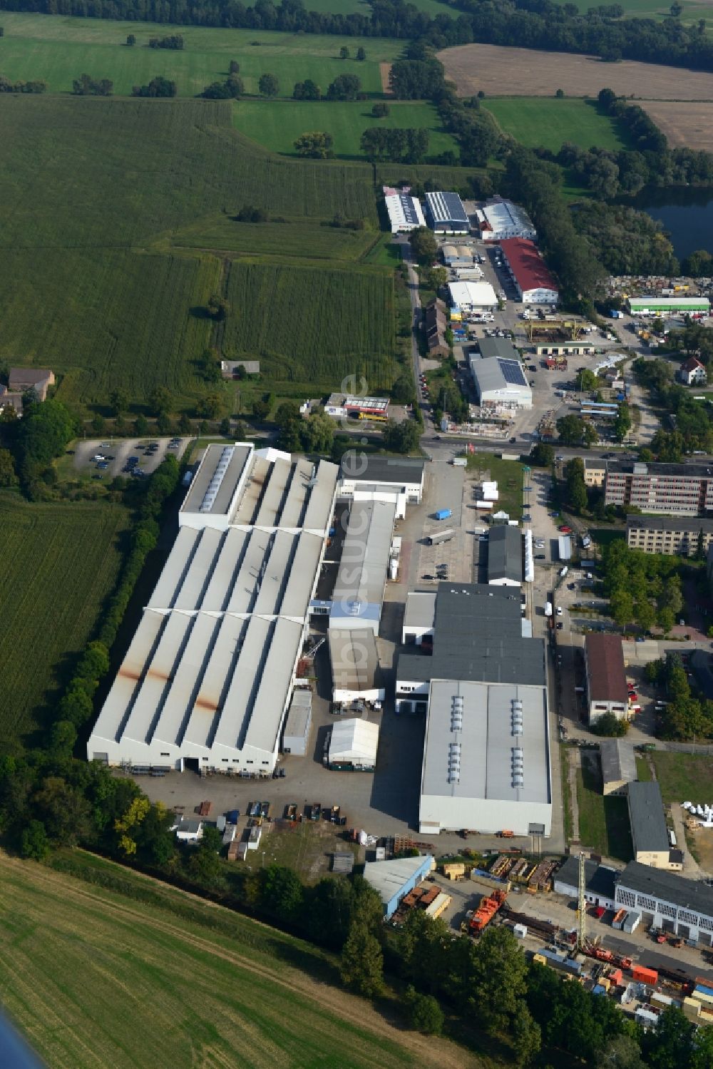 Luftaufnahme Mittenwalde - Werksgelände der Viessmann Industriekessel Mittenwalde GmbH in Mittenwalde im Bundesland Brandenburg