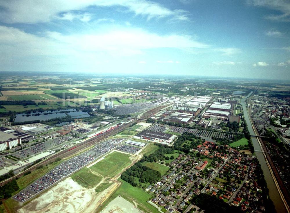 Wolfsburg aus der Vogelperspektive: Werksgelände der VOLKSWAGEN AKTIENGESELLSCHAFT, Zentrale (05361) 9-00 Berliner Ring 2 38440 Wolfsburg