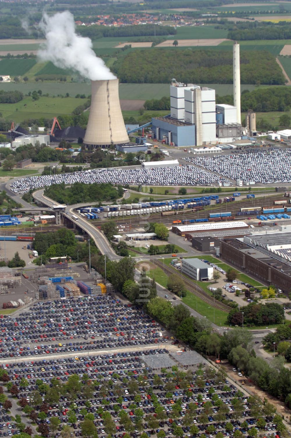 Luftaufnahme Wolfsburg - Werksgelände der Volkswagen - Werke in Wolfsburg