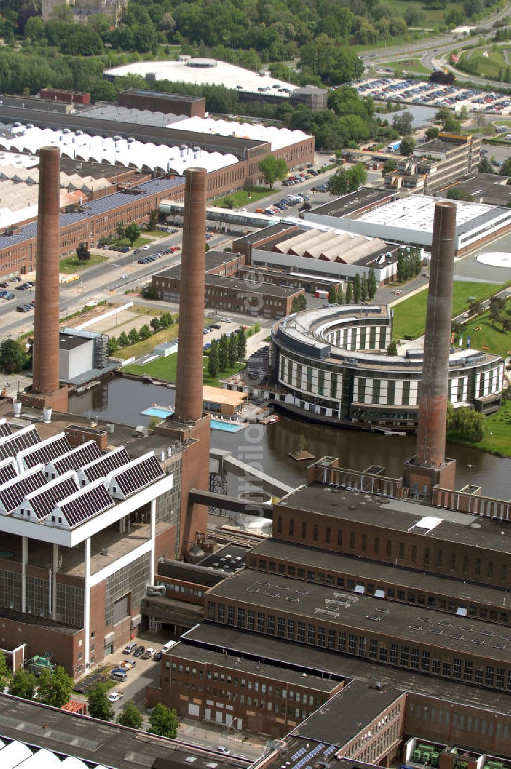 Wolfsburg aus der Vogelperspektive: Werksgelände der Volkswagen - Werke in Wolfsburg