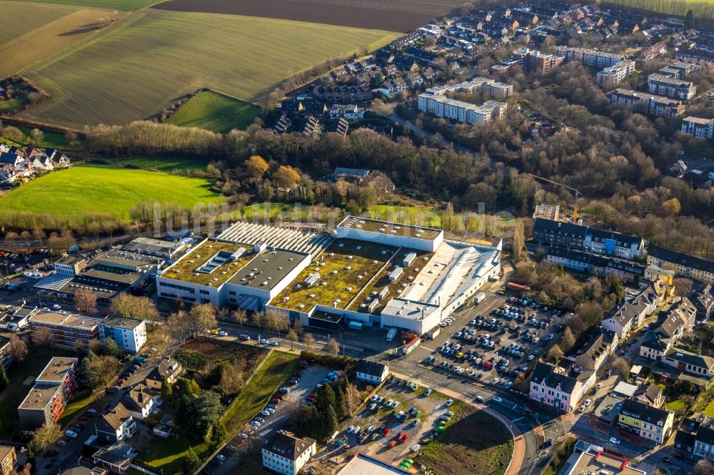 Heiligenhaus von oben - Werksgelände der Wilh. Schlechtendahl & Söhne GmbH & Co. KG in Heiligenhaus im Bundesland Nordrhein-Westfalen, Deutschland