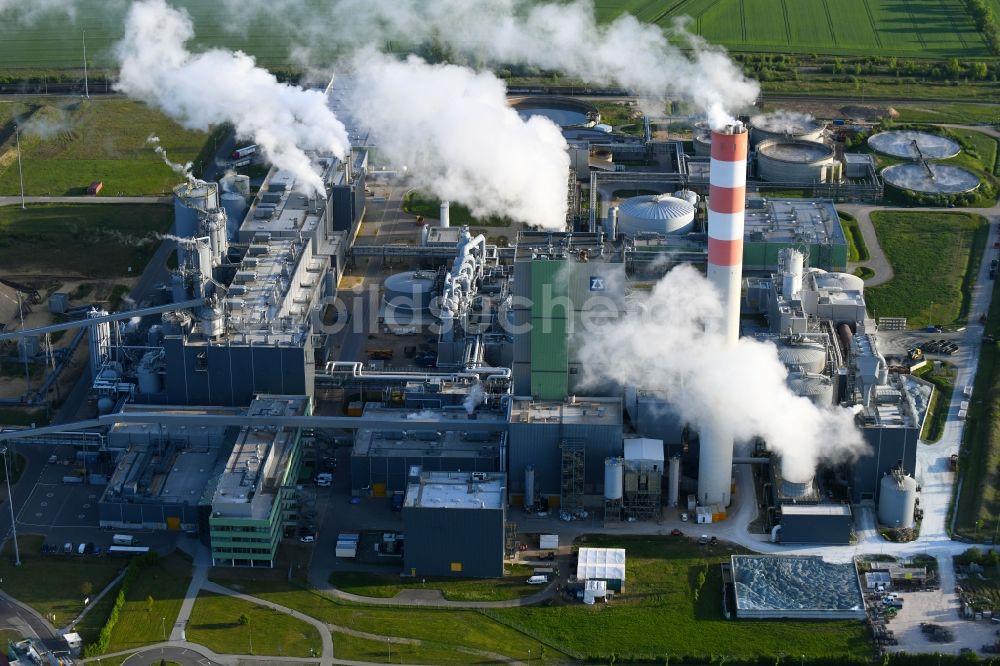 Luftaufnahme Arneburg - Werksgelände der Zellstoff Stendal GmbH im Industriegebiet Industrie- und Gewerbepark Altmark in Arneburg im Bundesland Sachsen-Anhalt, Deutschland