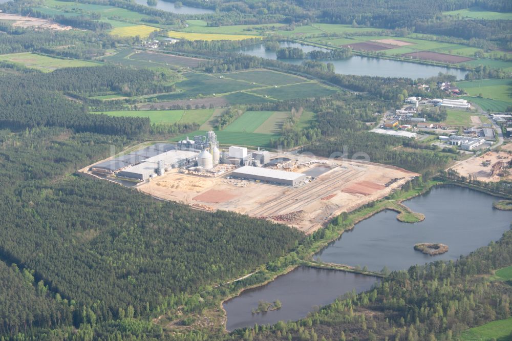 Luftaufnahme Grafenwöhr - Werksgelände zur Holzplatten - Produktion Ziegler Holzindustrie in Hütten im Bundesland Bayern, Deutschland