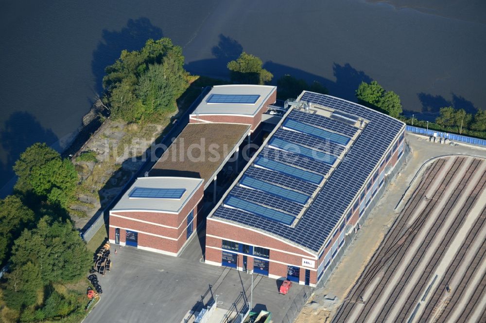 Hamburg von oben - Werkstatthalle Technischer Betrieb der Hafenbahn auf der Spreehafeninsel in Hamburg-Mitte / Kleiner Grasbrook