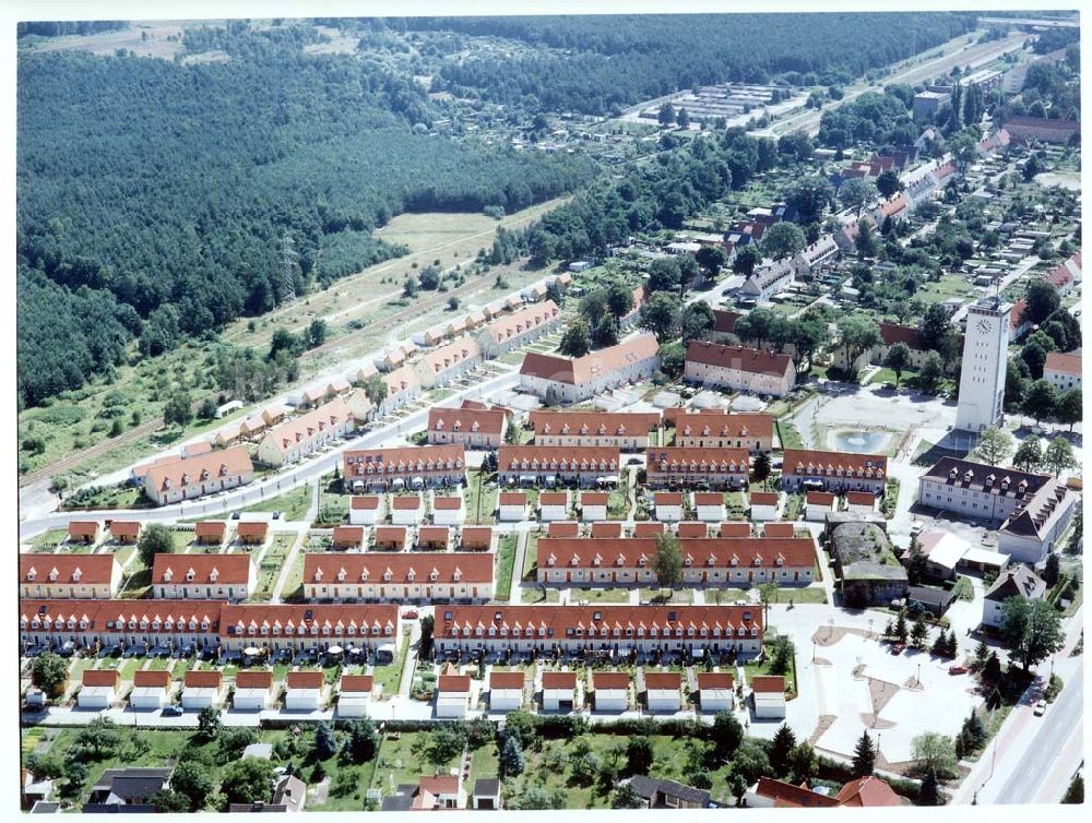 Schwarzheide - Brandenburg aus der Vogelperspektive: Werkswohnsiedlung der BASF in Schwarzheide / Brandenburg.