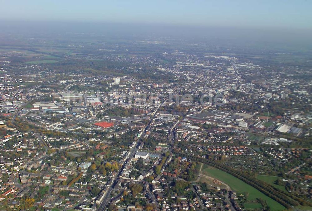 Mönchengladbach / Nordrhein-Westfalen aus der Vogelperspektive: West-Stadtteil von Mönchengladbach 28.10.2005