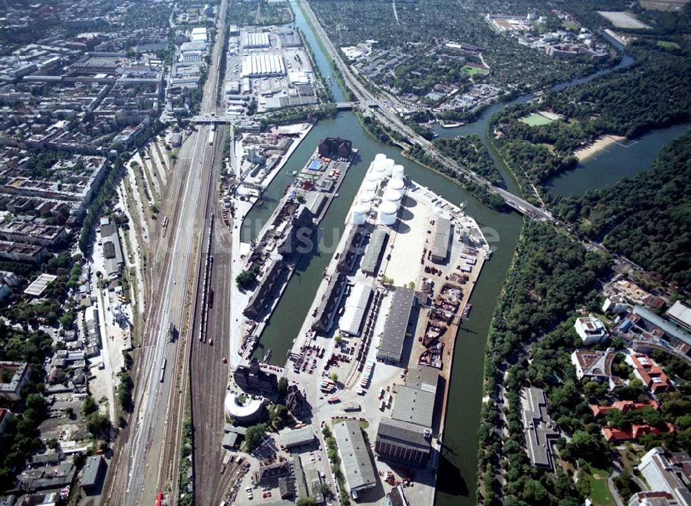 Berlin von oben - Westhafen der BEHALA in Berlin