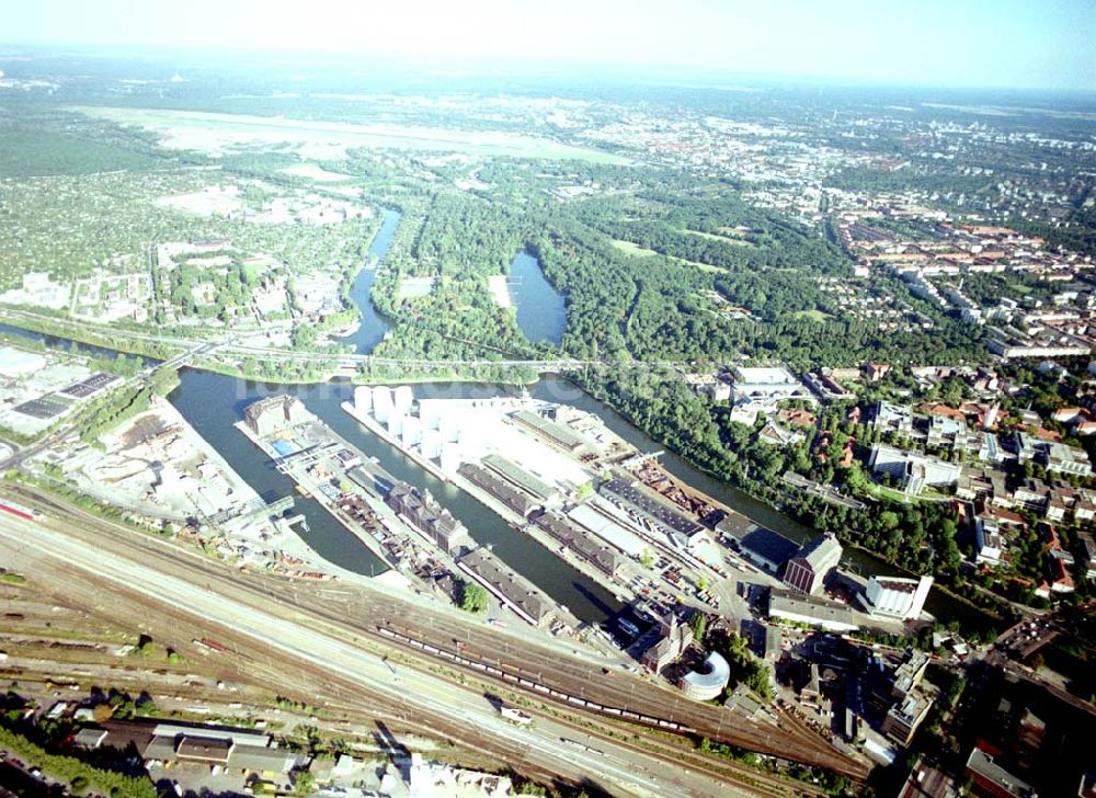 Berlin von oben - Westhafen der BEHALA in Berlin