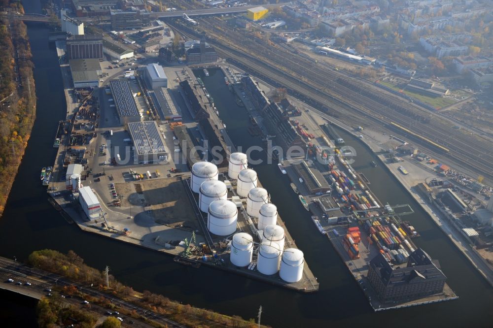 Berlin OT Moabit aus der Vogelperspektive: Westhafen in Berlin im Bezirk Mitte im Ortsteil Moabit