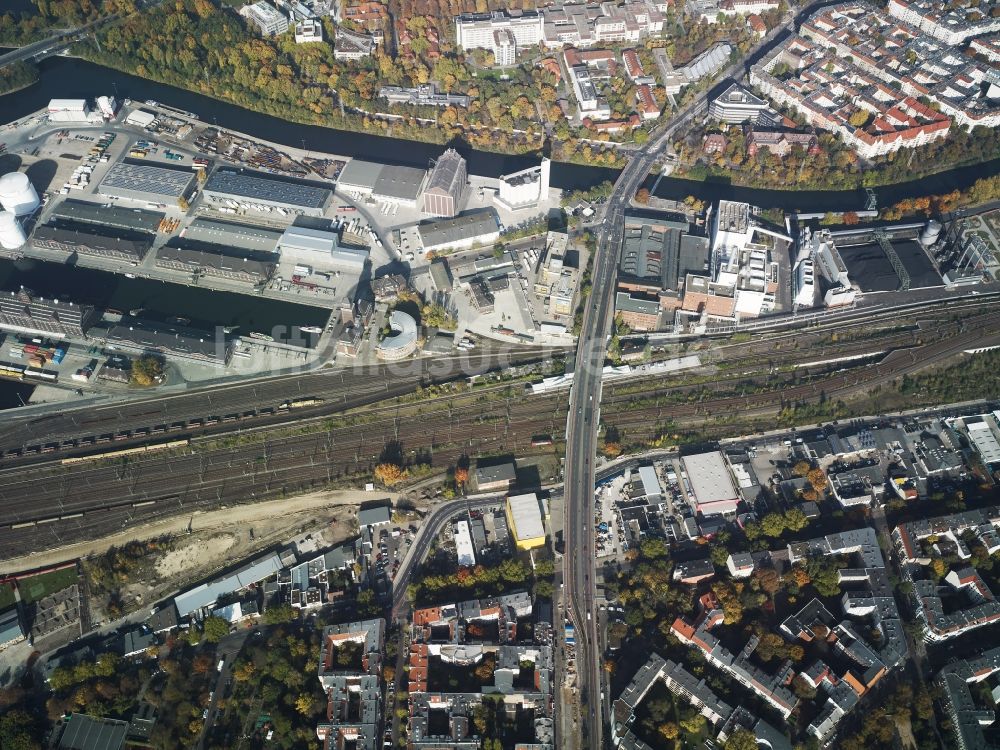 Berlin aus der Vogelperspektive: Westhafen in Berlin im Bezirk Mitte im Ortsteil Moabit