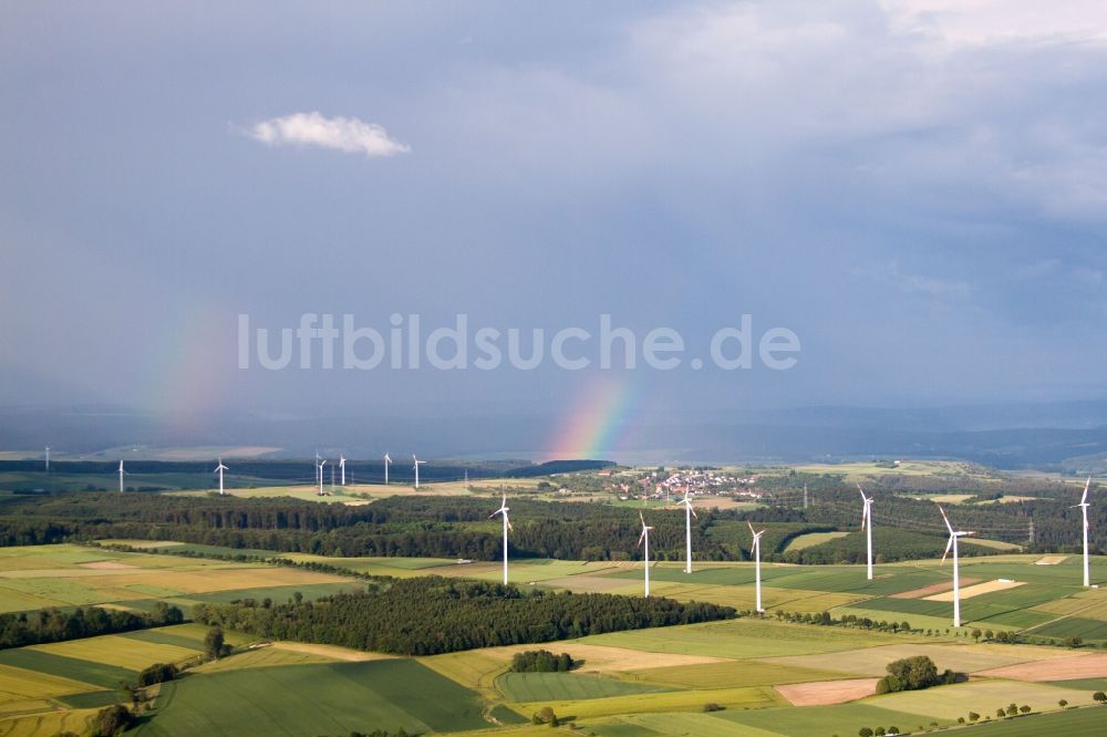 Luftaufnahme Borgentreich - Wetterlage mit Regenbogen- Bildung in Borgentreich im Bundesland Nordrhein-Westfalen