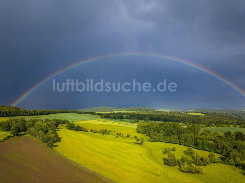 Luftbild Reitzendorf - Wetterlage mit Regenbogen- Bildung in Reitzendorf im Bundesland Sachsen, Deutschland