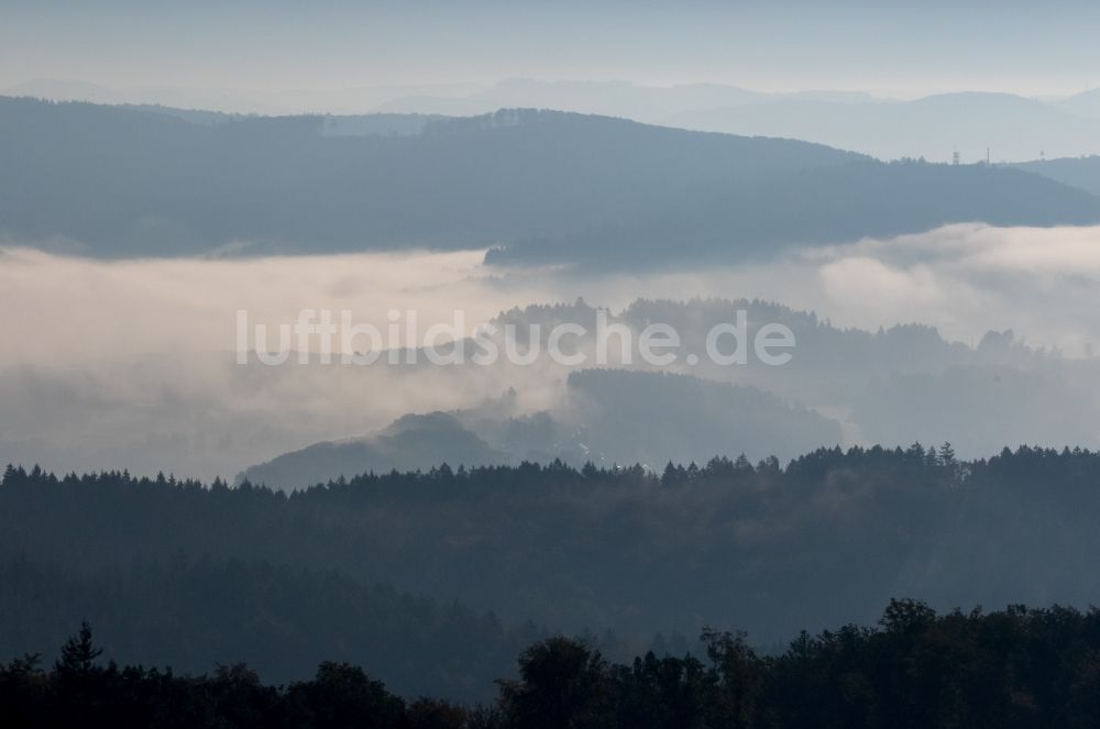 Luftaufnahme Arnsberg - Wetterlage mit Wolkenbildung in Arnsberg im Bundesland Nordrhein-Westfalen