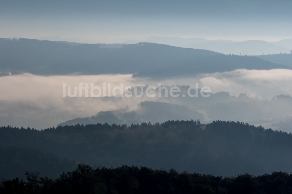 Arnsberg von oben - Wetterlage mit Wolkenbildung in Arnsberg im Bundesland Nordrhein-Westfalen