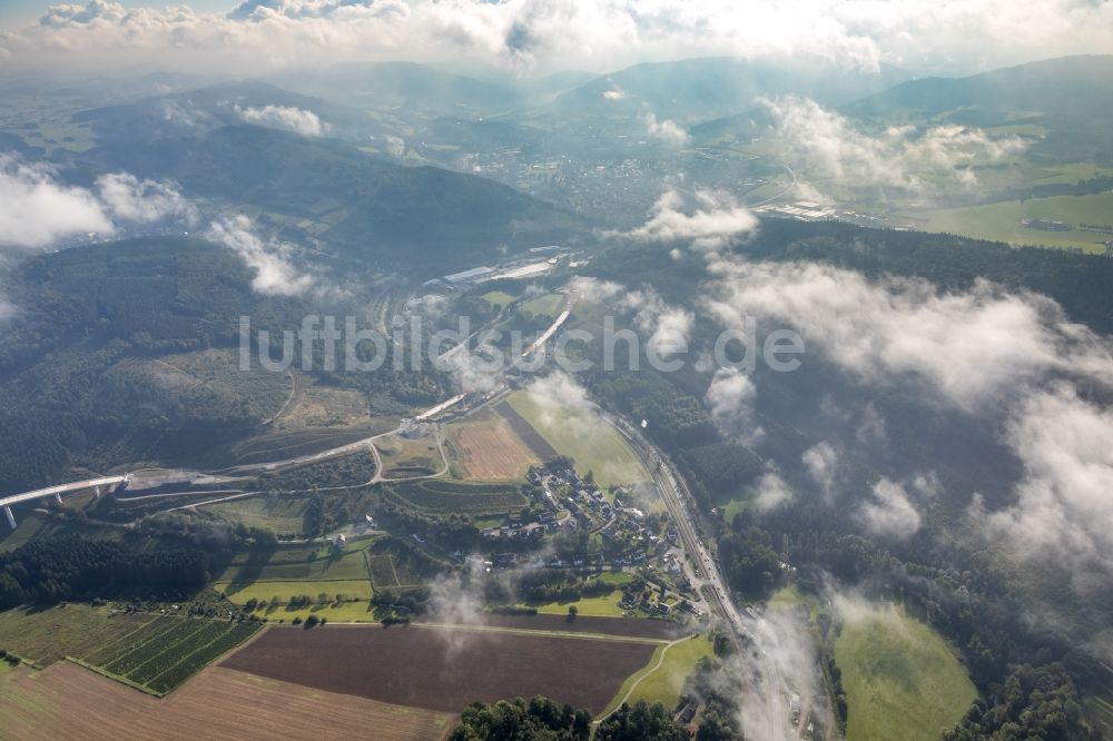 Bestwig von oben - Wetterlage mit Wolkenbildung in Bestwig im Bundesland Nordrhein-Westfalen, Deutschland