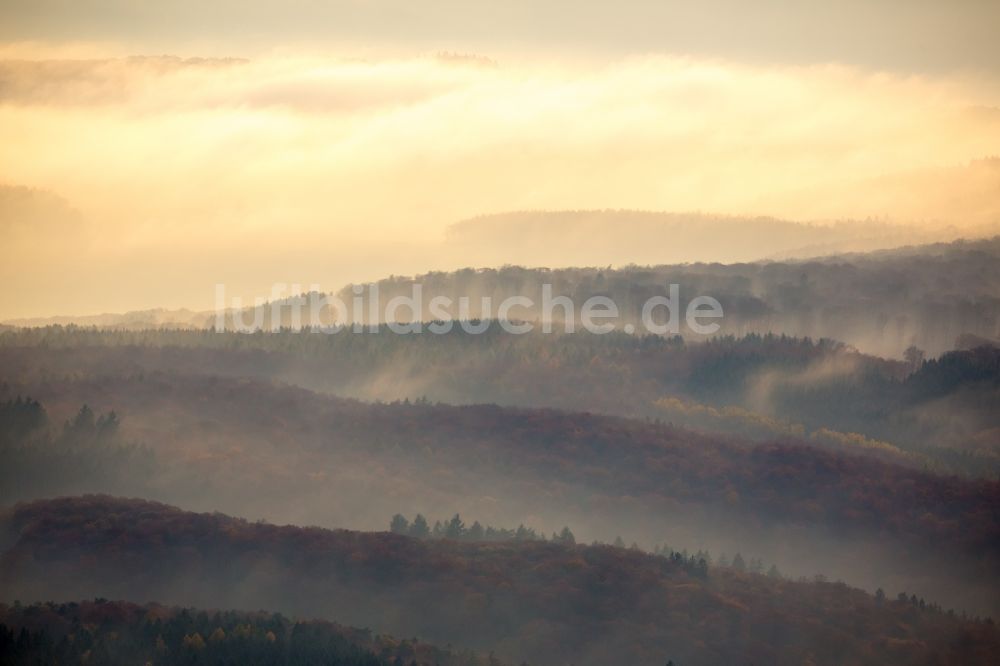 Dachsenhausen von oben - Wetterlage mit Wolkenbildung in Dachsenhausen im Bundesland Rheinland-Pfalz