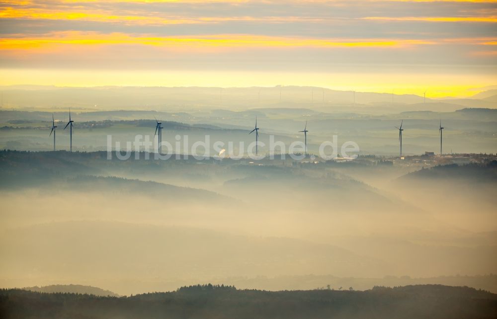 Dachsenhausen aus der Vogelperspektive: Wetterlage mit Wolkenbildung in Dachsenhausen im Bundesland Rheinland-Pfalz