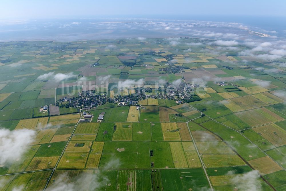 Oldsum von oben - Wetterlage mit Wolkenbildung in Oldsum im Bundesland Schleswig-Holstein